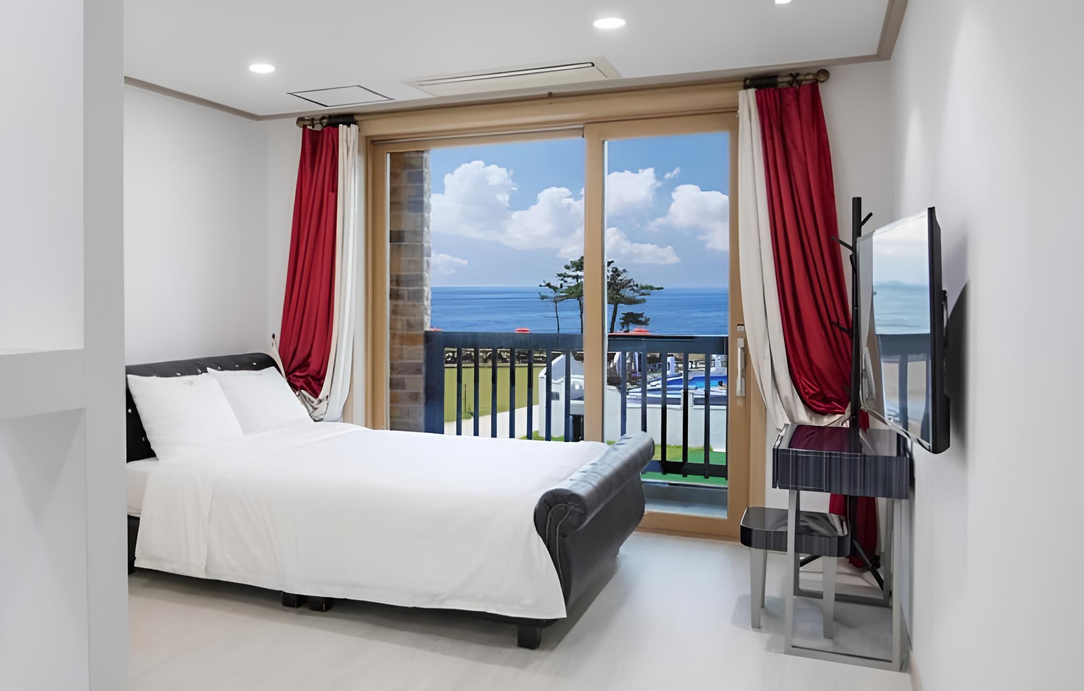 Taean Golden Wave Pension