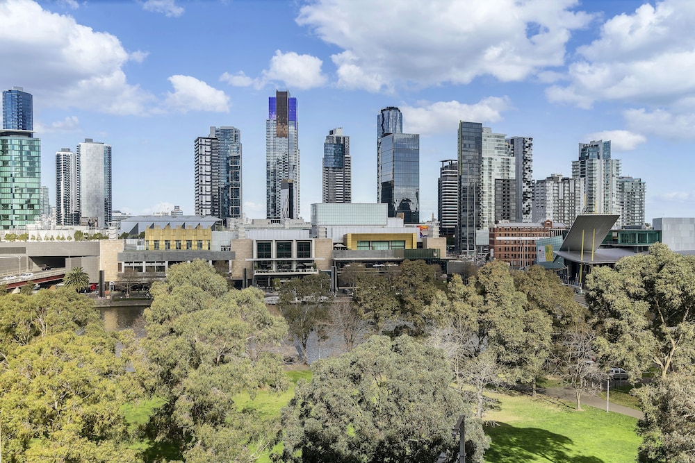 Leila, 1BDR Melbourne Apartment photo 4