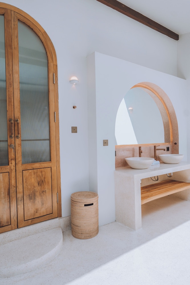 Lumora Boutique Villas