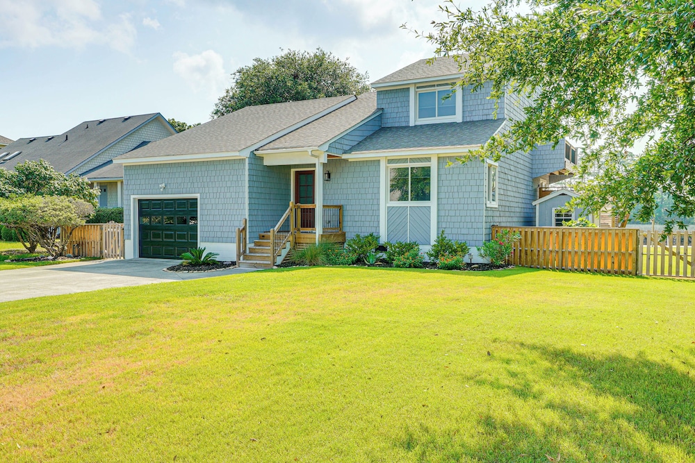 Private Beach Access & Hot Tub: Kitty Hawk Haven