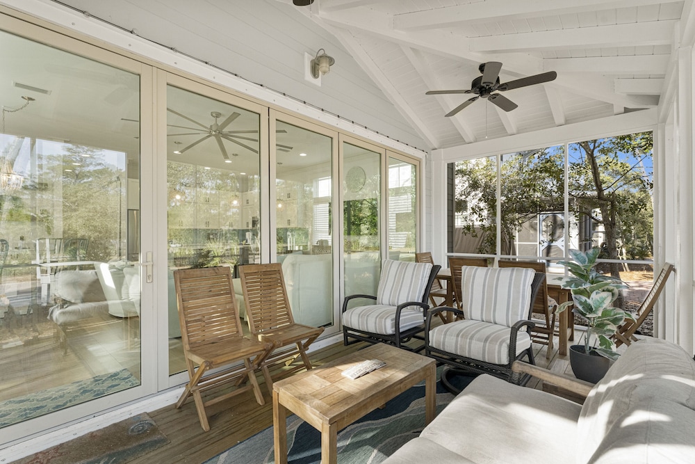 Magnolia Cottages by the Sea by Panhandle Getaways