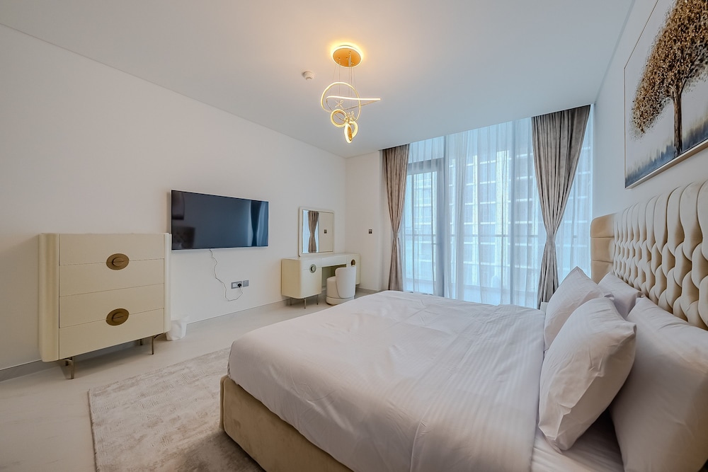 Residence 11 203 in Dubai