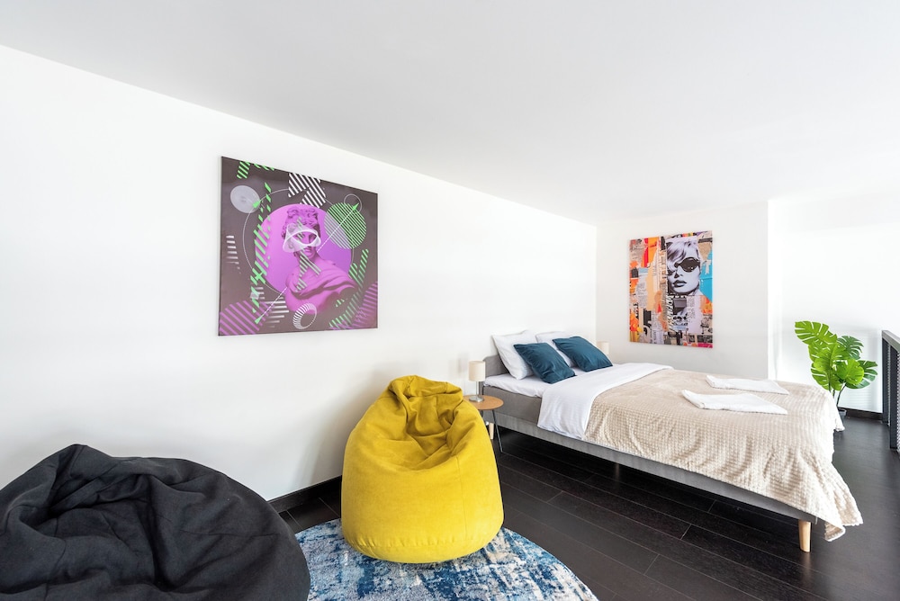Apart loft hotel in Karlin
