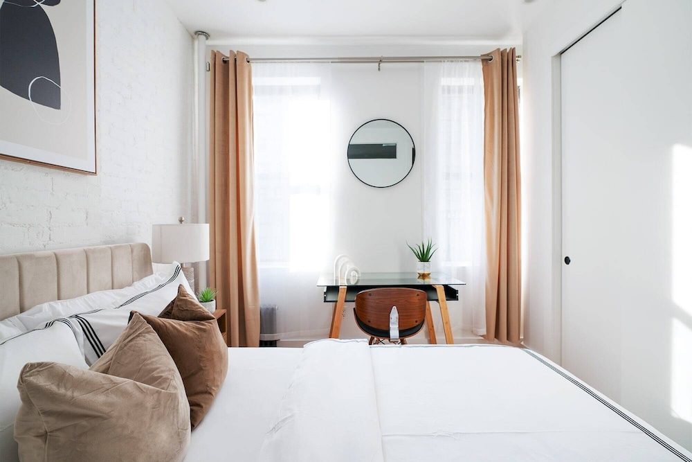 1288 UES Apartments