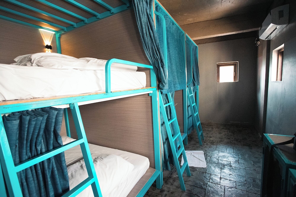 TT Premium Hostel Vientiane