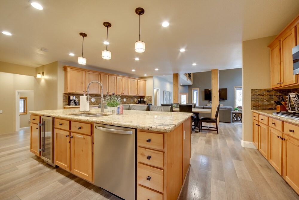 Reno Vacations - Sleek Reno-lake Tahoe Retreat, 4 Mi to Ski Mt Rose - Property Image 45