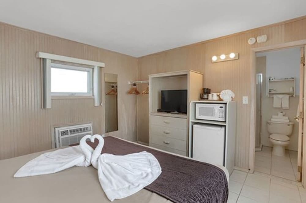 AA Heart of Wildwood Motels