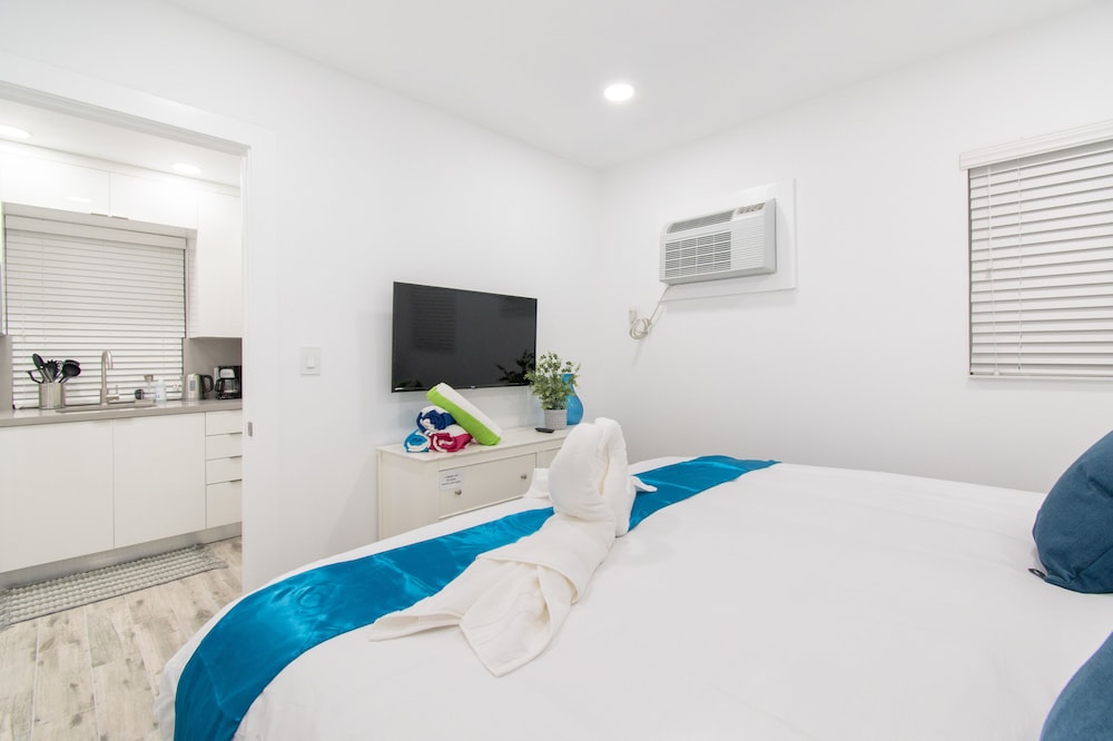 Beach Inn by DesignedVR view 3