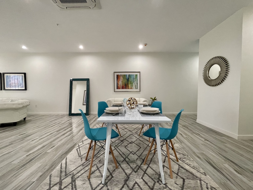 The Cove - Condo Hotel - Perfect Location