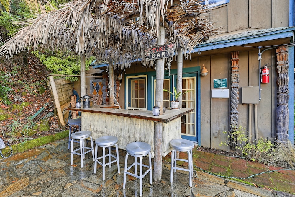 Adventure Alexander Valley Lodge With Pool & Hot Tub 6 Bedroom Villa