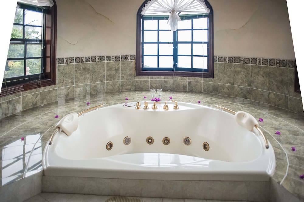 Clarridge Hall Guesthouse