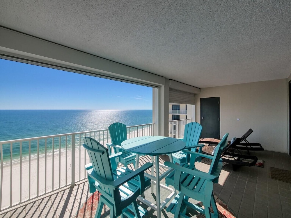Pelican Pointe 1505