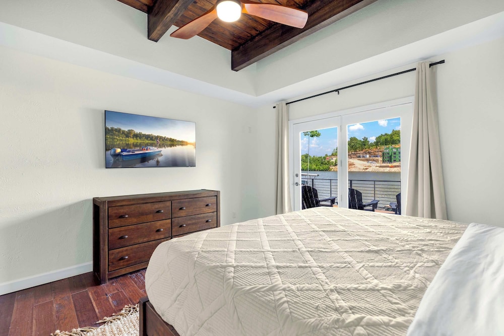 Cozy in a Cove 14 ppl Stay