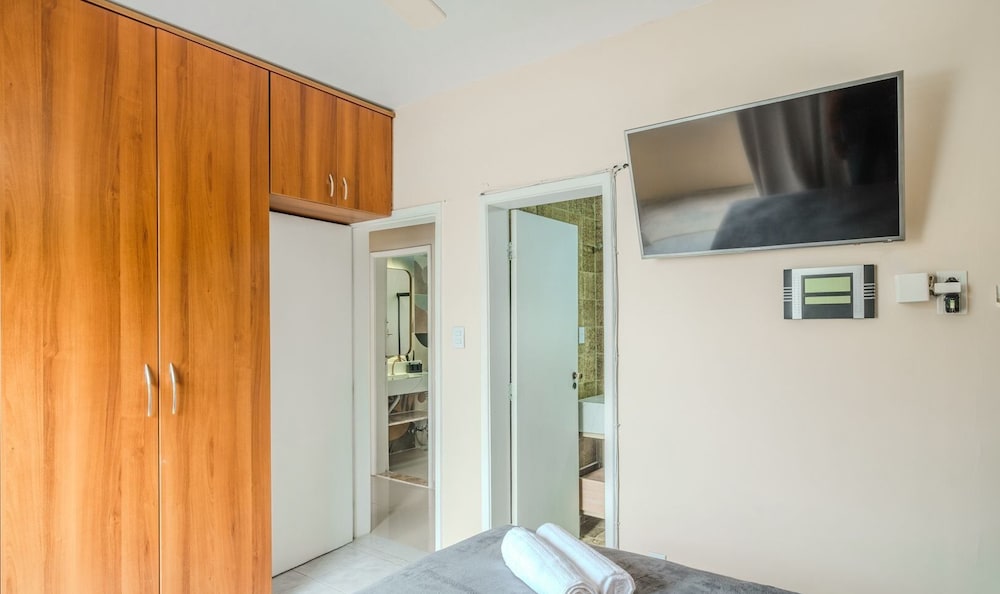 Modern Apartment 1km From Ondina Beach Slo0301