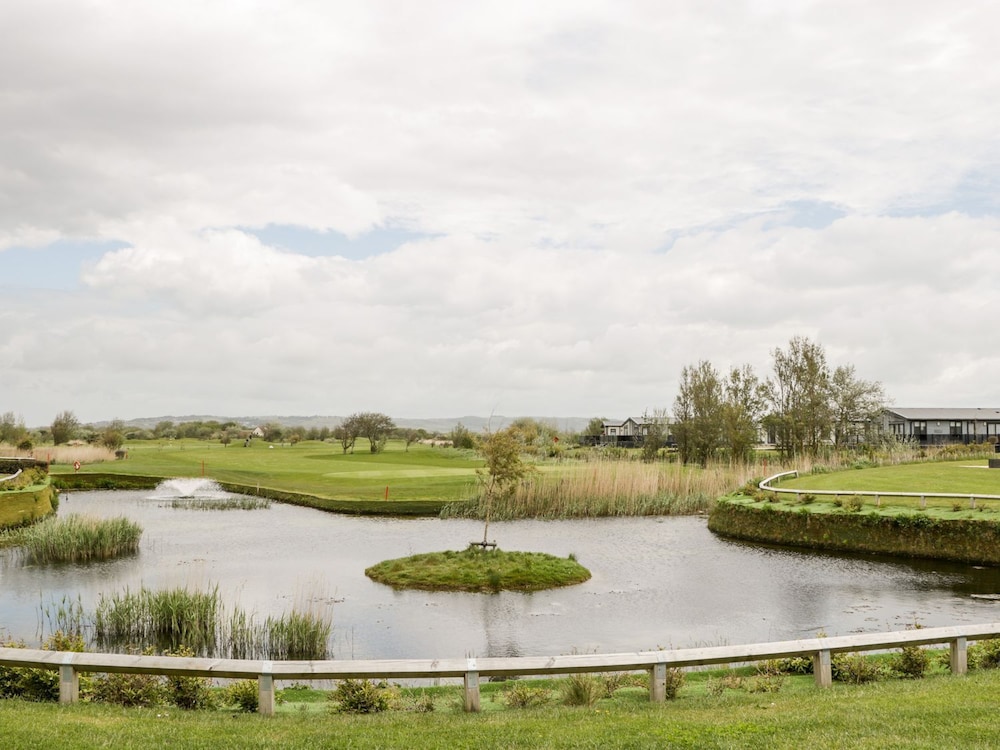 Fairway View 24
