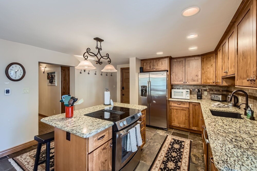 Sunwood Condos A1 2 Bedroom Condo