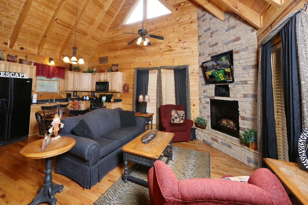Wild Adventures - One Bedroom Cabin