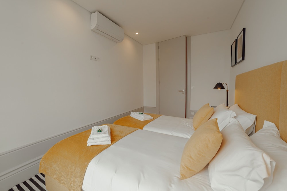 Heart OF Porto Apartment E Duplex by Vacationy