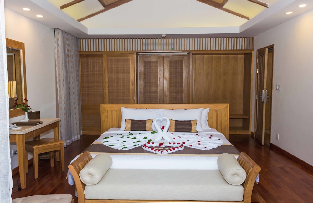 Sonata Resort & Spa