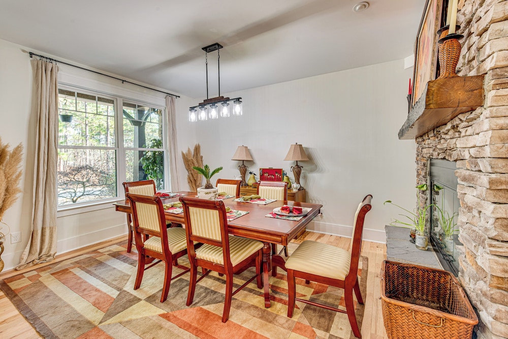 Fire Pit + Patio: Spacious Southern Pines Retreat