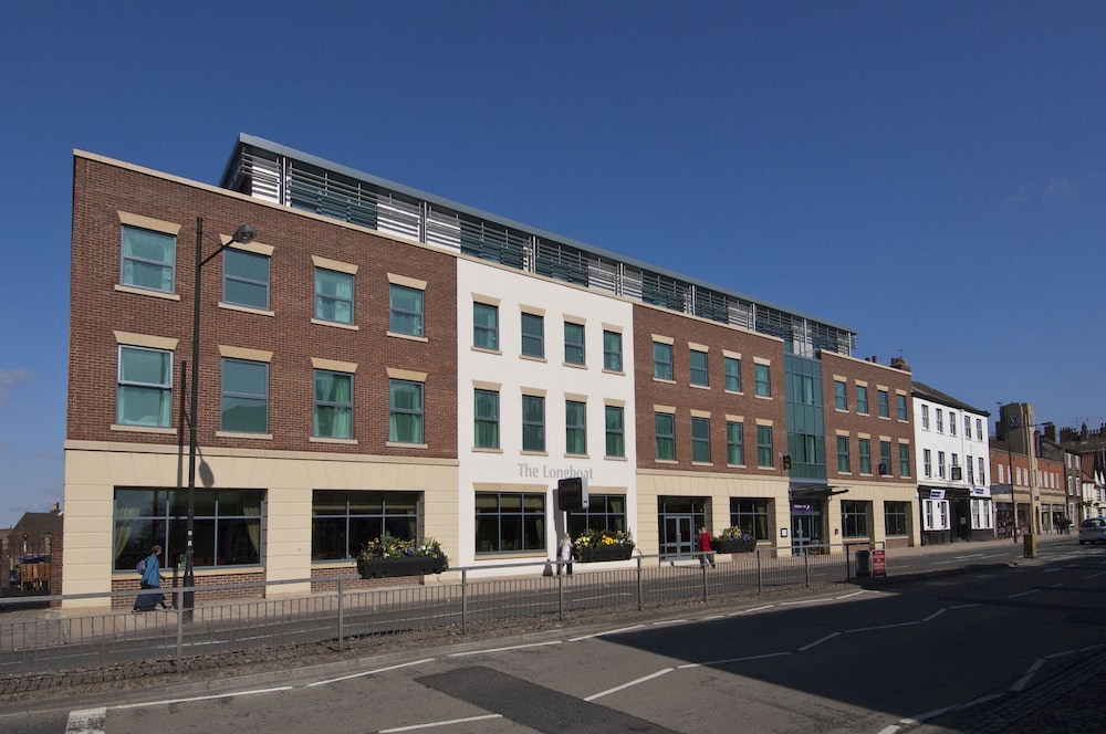Premier Inn York City - Blossom St South — York photo 3