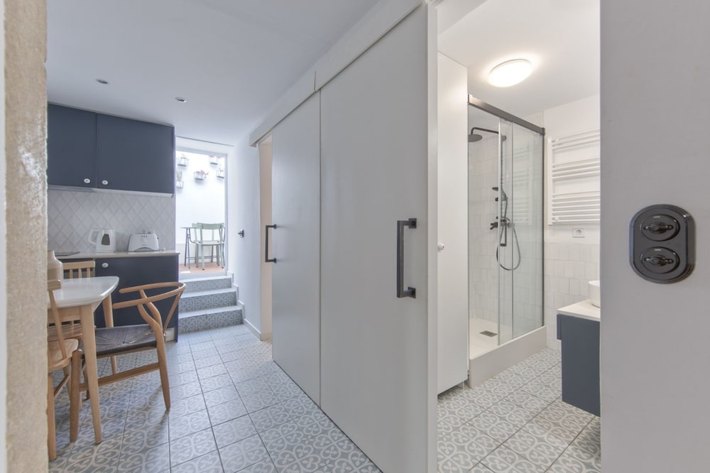 Alfama Design W Terrace by Homing