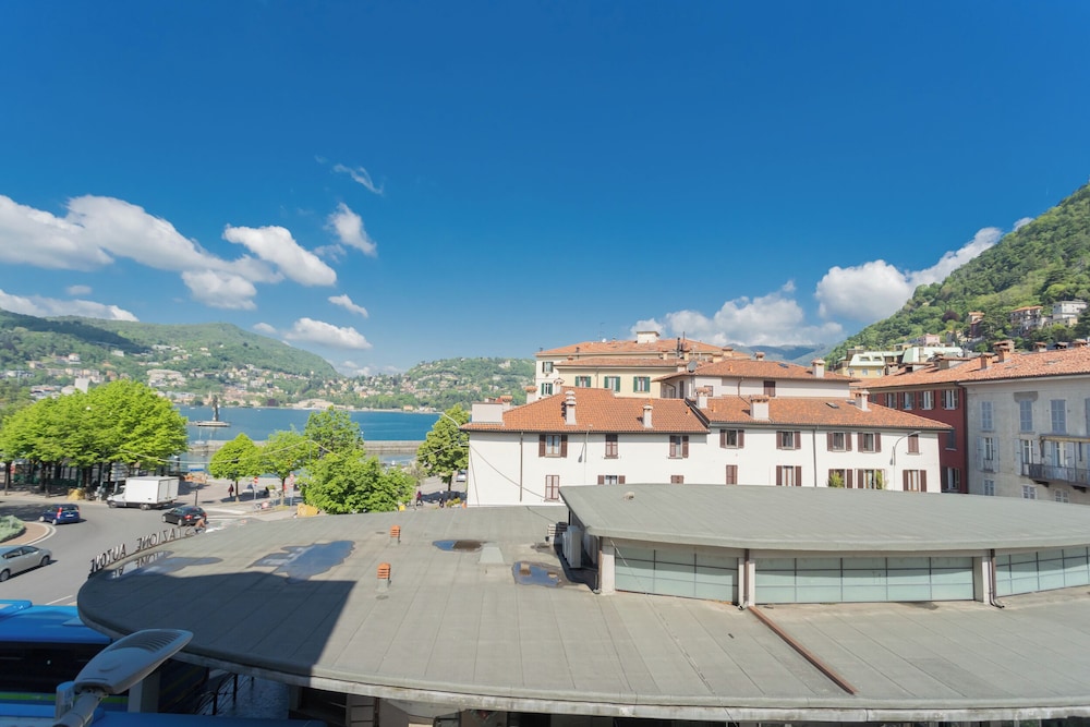 Sant'Agostino Apartments by Rent all Como