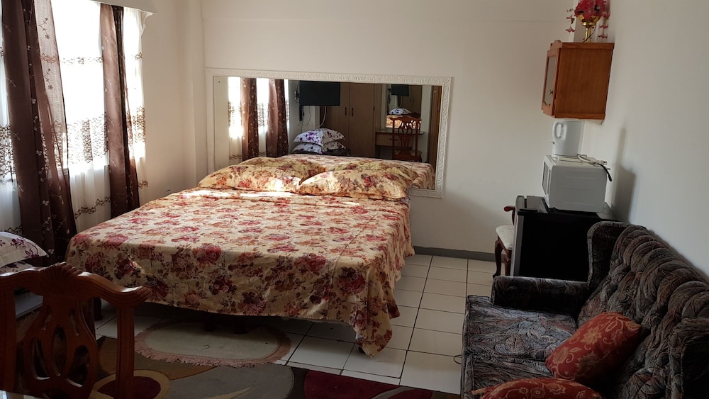 Intercity Accommodations view 3