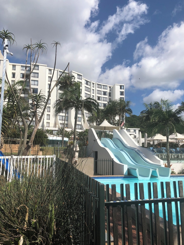 Studio Resort Apartment - Sleeps 2 - Beachside