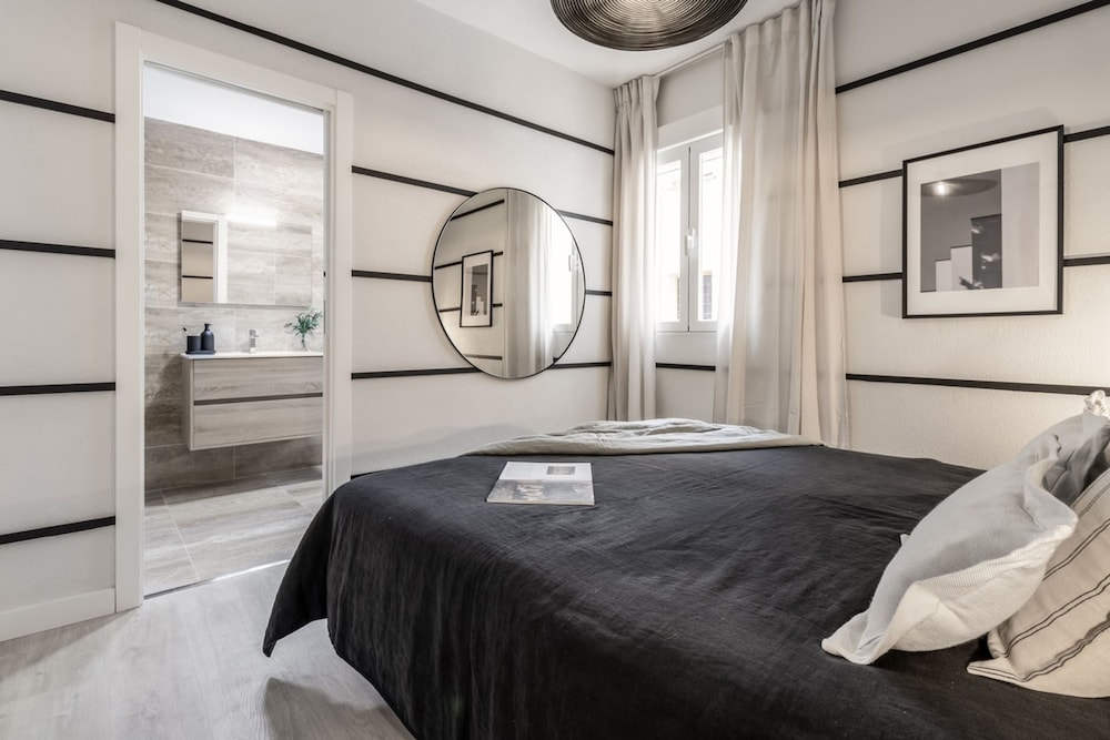 Alonso - 3 Bedrooms With Terrace in Rios Rosas