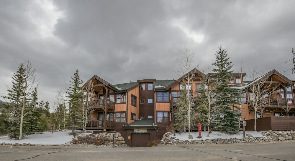 Elk Run Villas 9574
