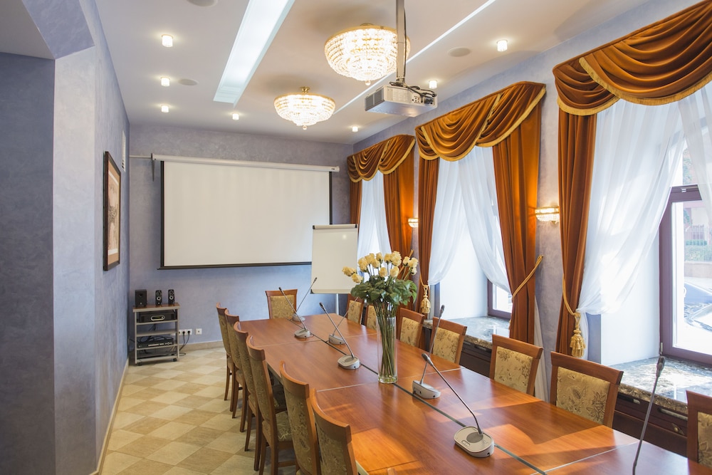 Garni Hotel