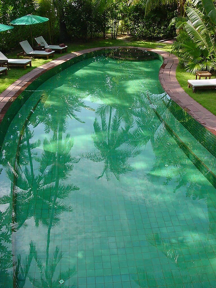 Baan Mai Beachfront Phuket Lone Island