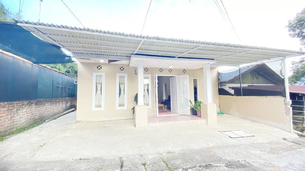 Villa Palacios Syari'Ah Bukittinggi