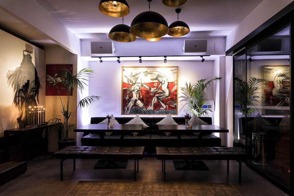 Nabu Hotel - Image 11