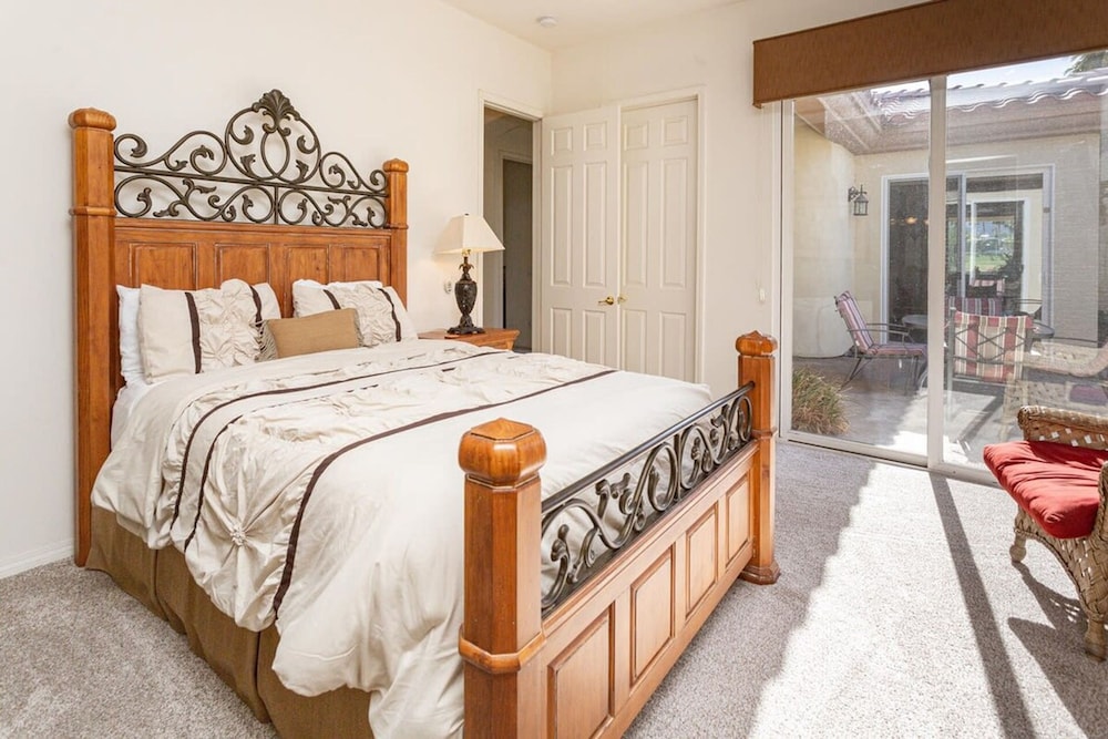 5 Star Rating Oasis Golf Pool Spa 3bed Pga West
