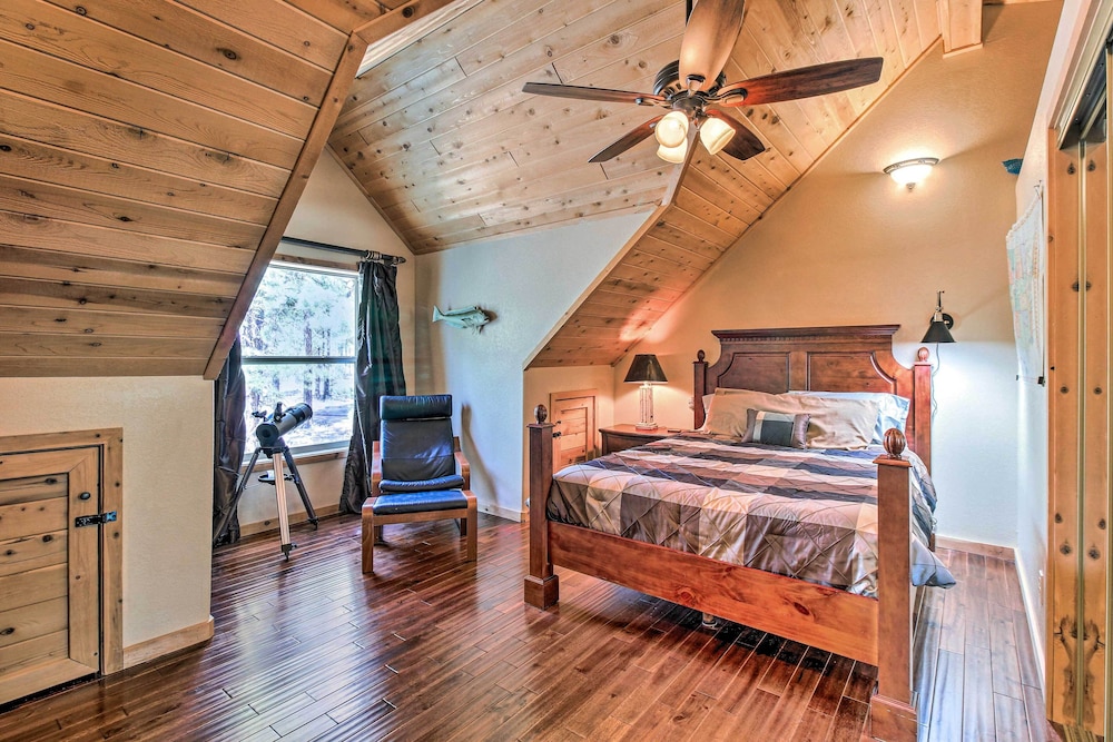 Family Game Room: Spacious Overgaard Cabin