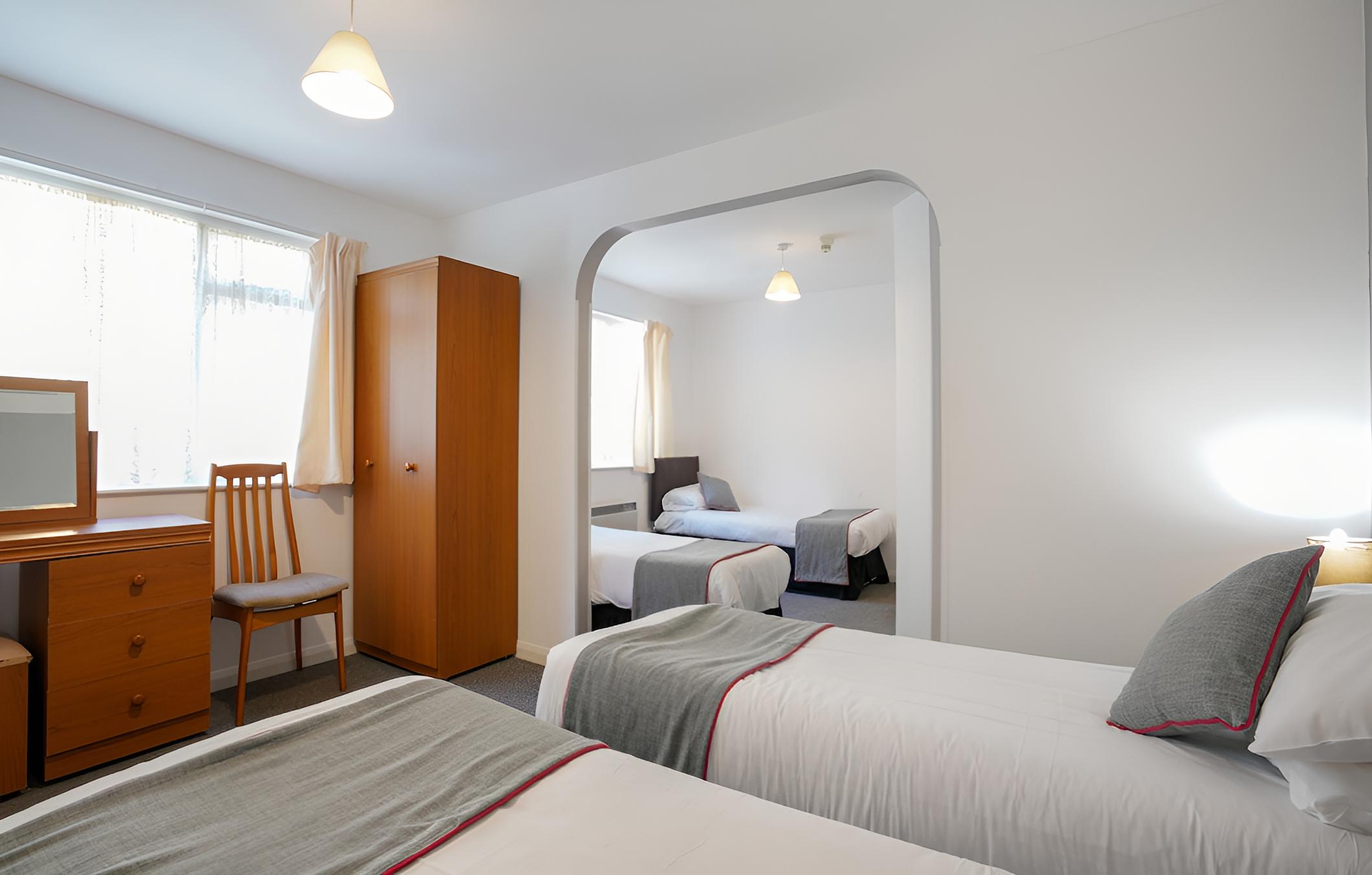 OYO Shanklin Beach Hotel