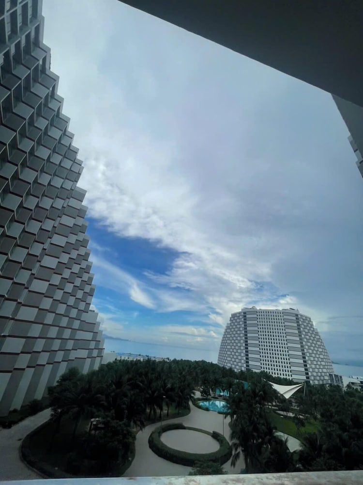 AirPort Cam Ranh Resort