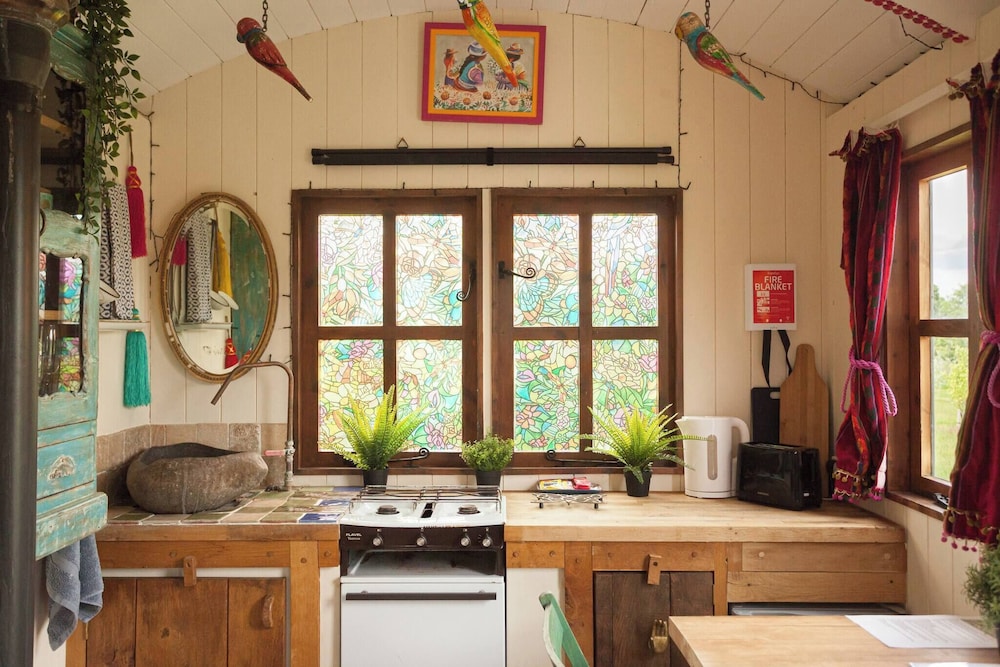 Orchard View Shepherds Hut