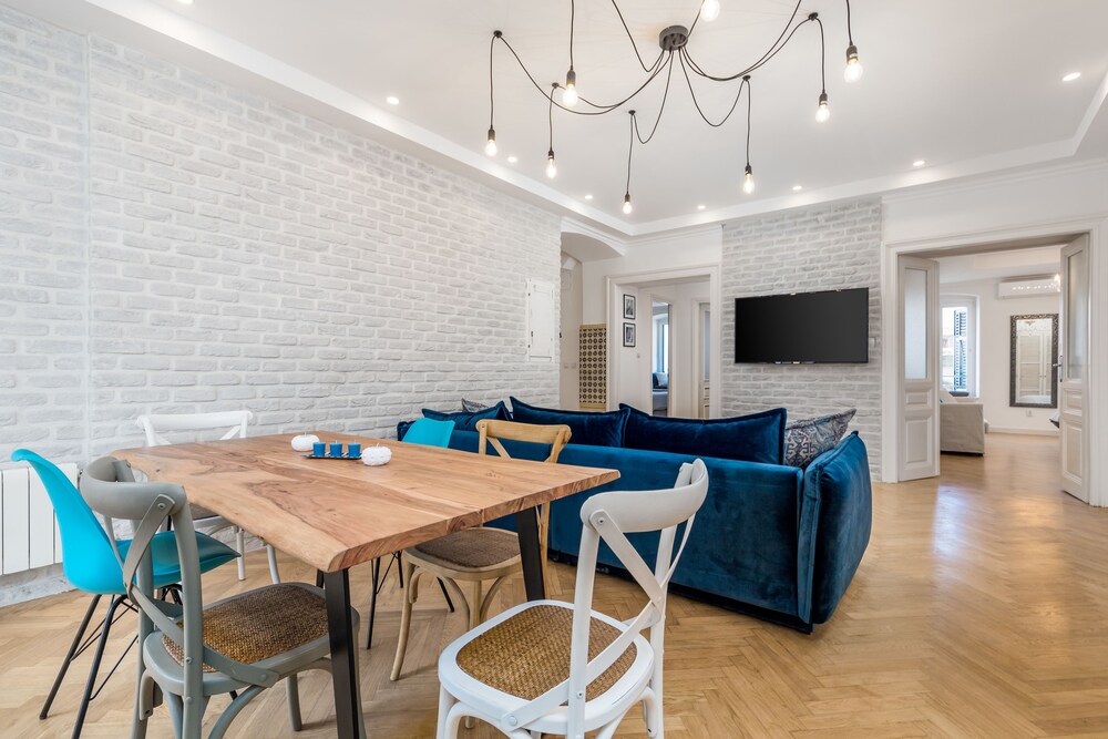 Luxury Apartment Karolina Riva view 2
