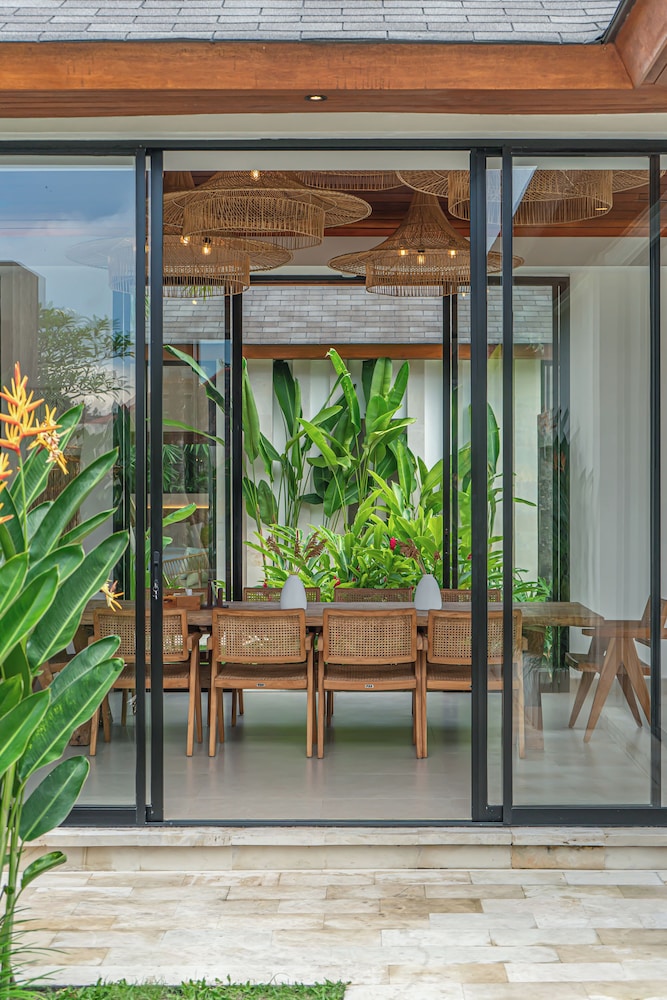 Rosita Ubud - Stunning 5BR Villa