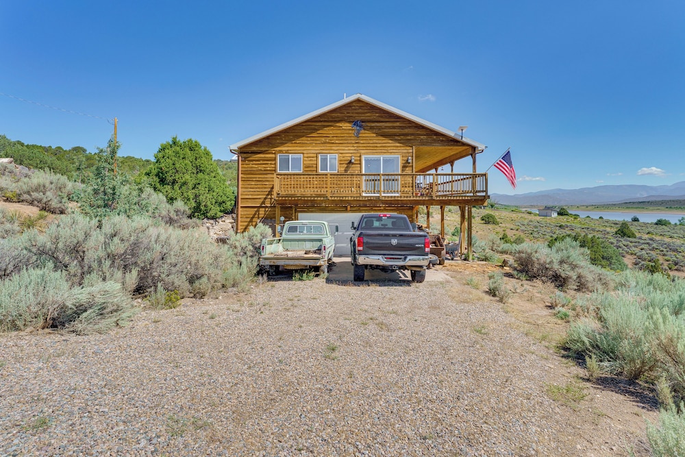 Walk to Lake: Scenic Southern Colorado Escape!