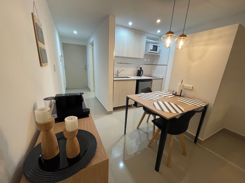 Ayres Suites Moreno