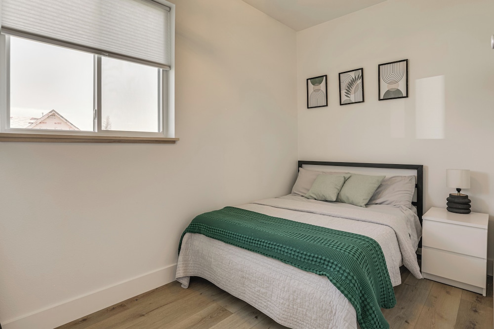 Mtn-views, Pet-friendly! Family Home in Ranchester