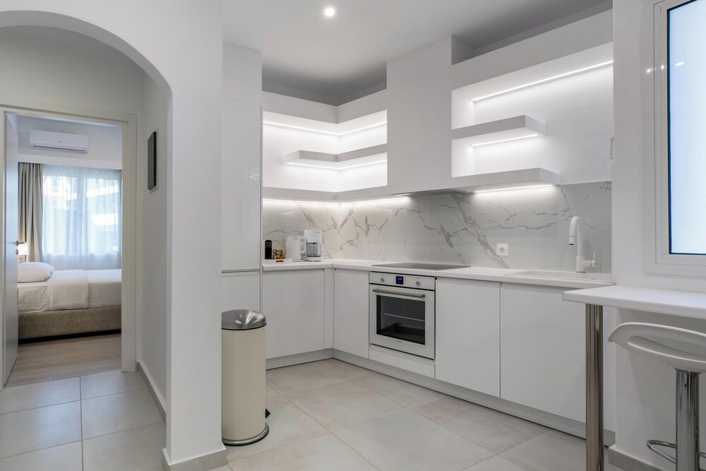 Acropolis Museum Apartment by A&A
