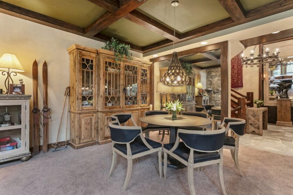 Trail's End Lodge - 4 Bedroom Residence w/ Spa #13 4 Condo
