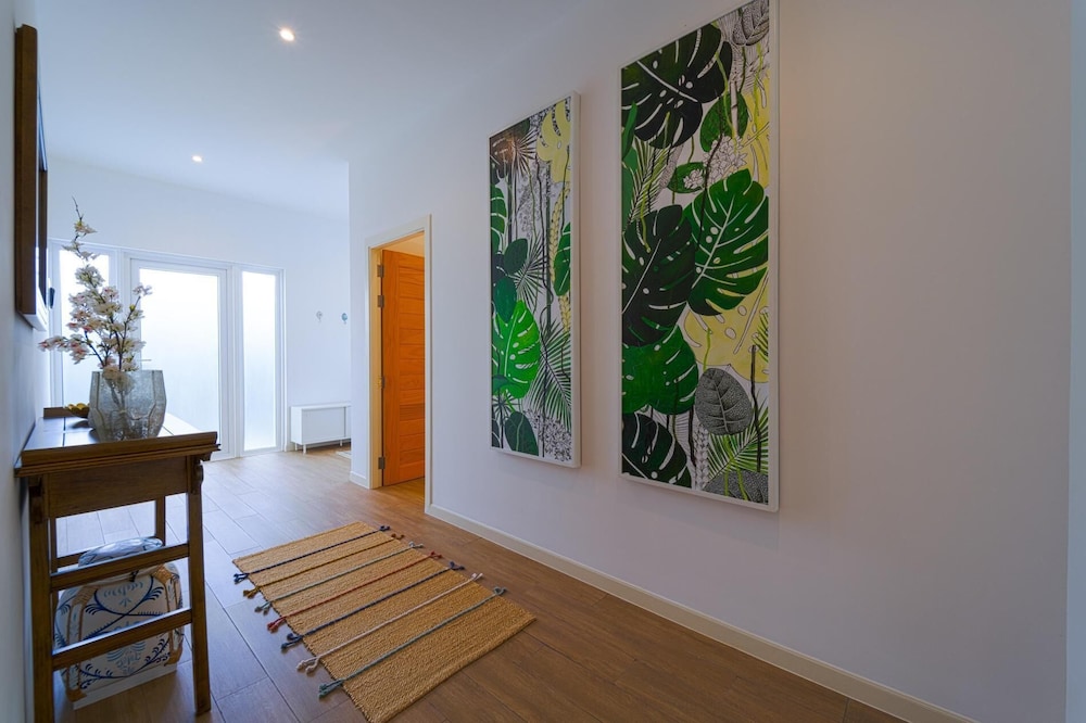 TropicalFamilyVilla w Pool&Garden ML103