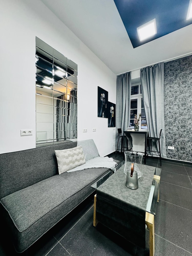 Stylish Studio Apt Near Rathausplatz