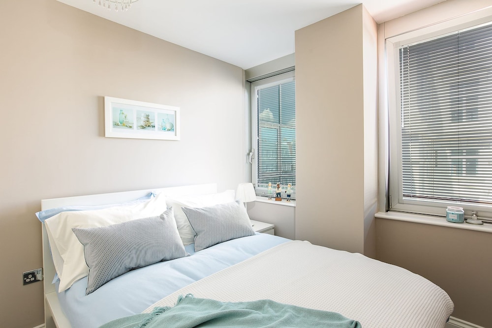 Comfy Bright 5 Brighton Beach Doorstep Retreat view 5